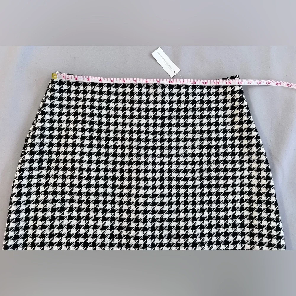NWT! New York & Company Plaid‎ Black White Skirt Size Large Women’s